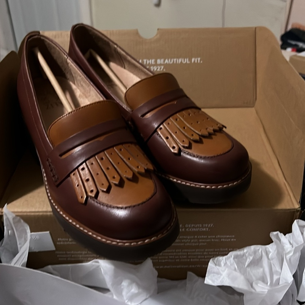 Naturalizer Darcy Brown Loafers